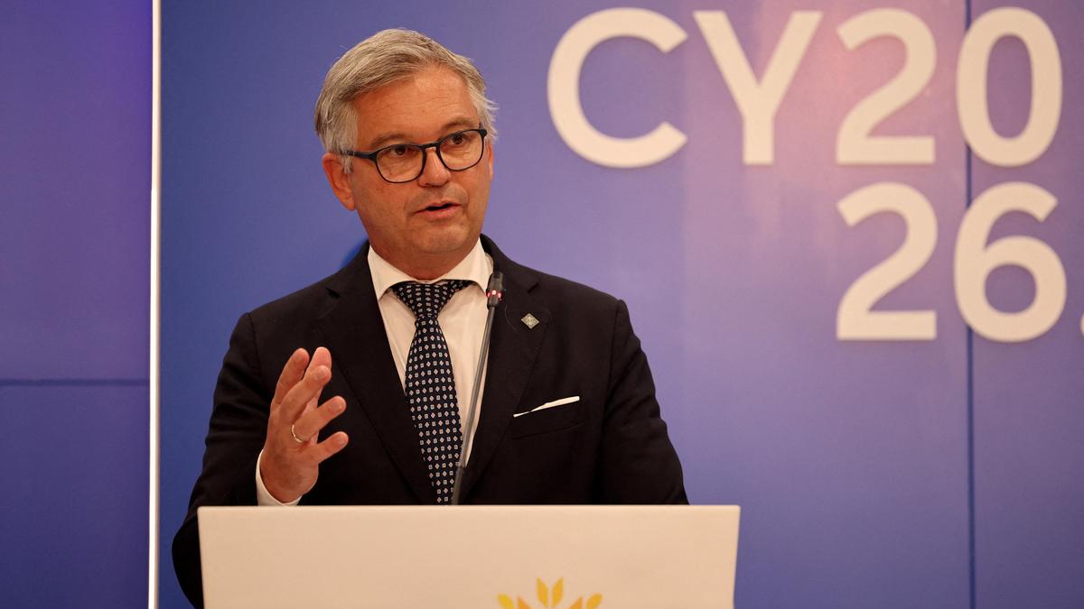 EU to refuse military-age Ukrainian men refugee protection