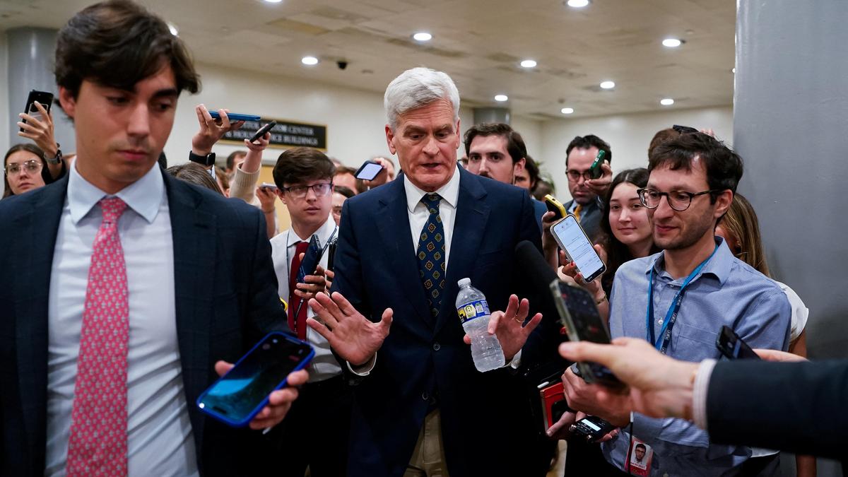 U.S. Senate Republicans reject War Powers resolution after Trump berates them