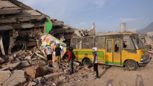 Venezuela earthquake LIVE updates: Death toll climbs to 235