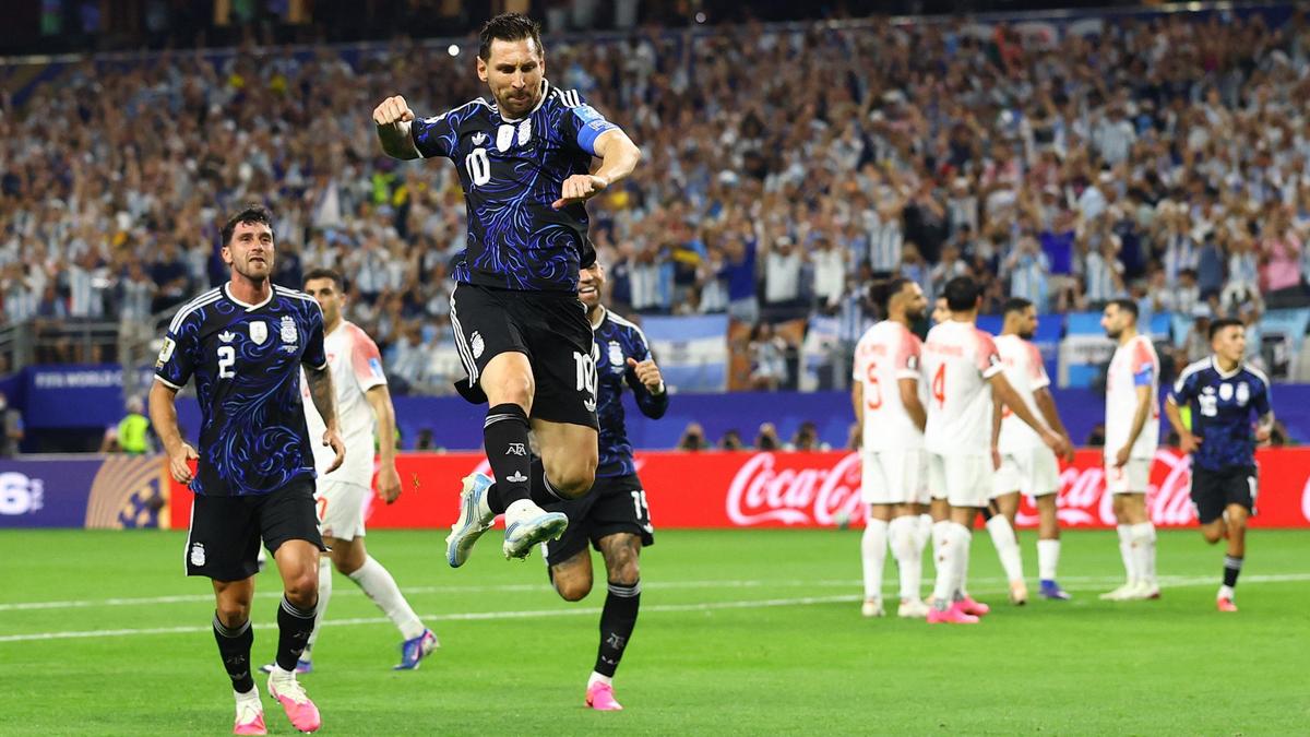 Messi magic again as Argentina stays perfect with easy victory