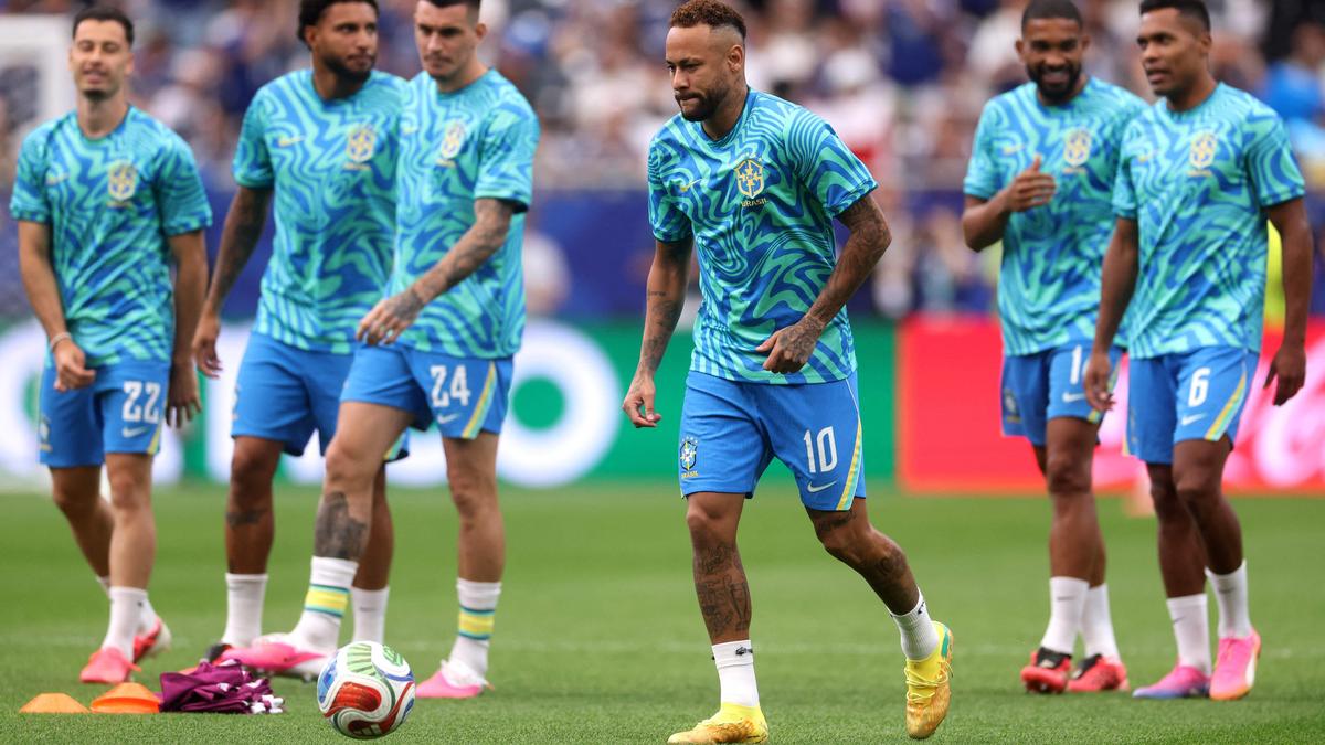 BRA vs JAP, FIFA World Cup LIVE Round of 32 Match