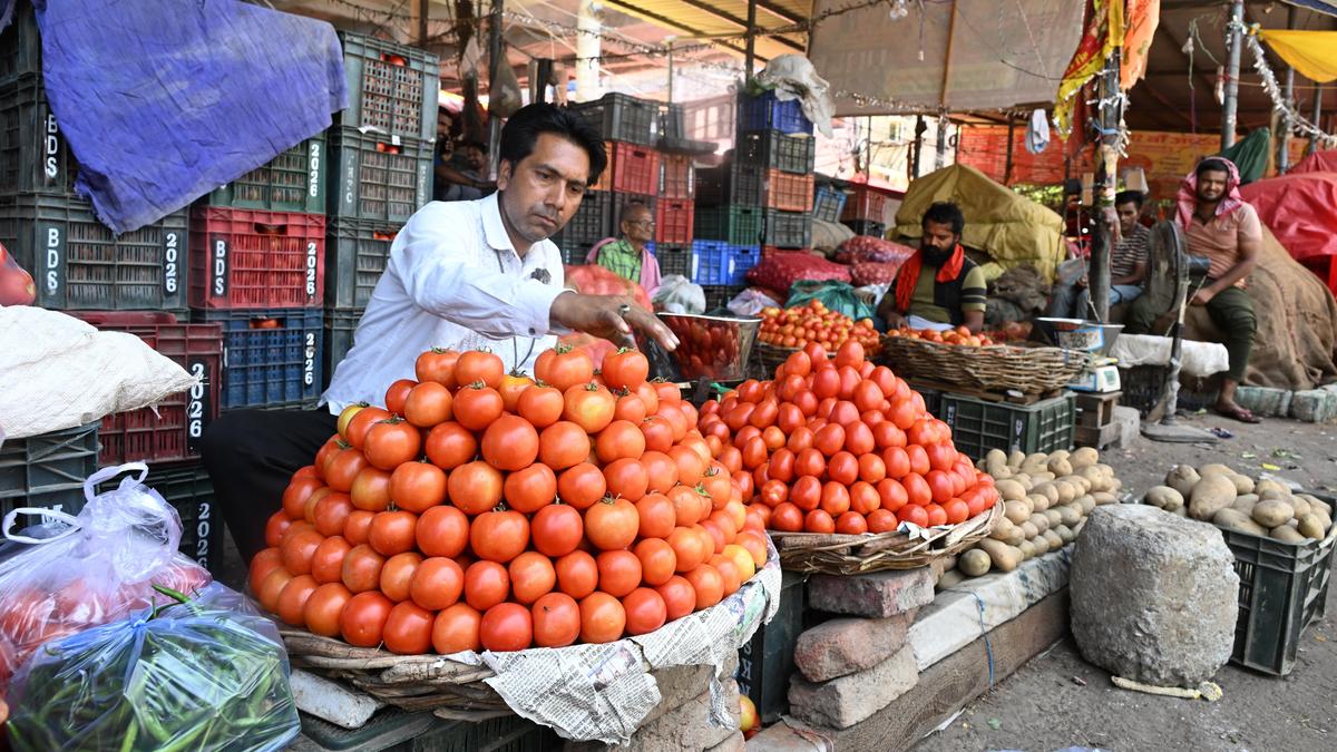 Tomato, onion, potato prices rise within a week, yet farmers say their produce fetches very low prices