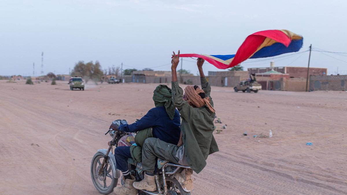 Mali junta bans motorcycles outside cities and creates military zones to reduce militant attacks