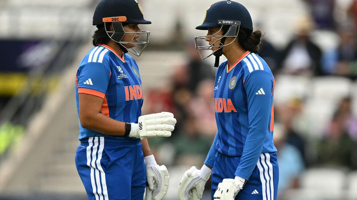 Smriti keeps me calm, says Shafali