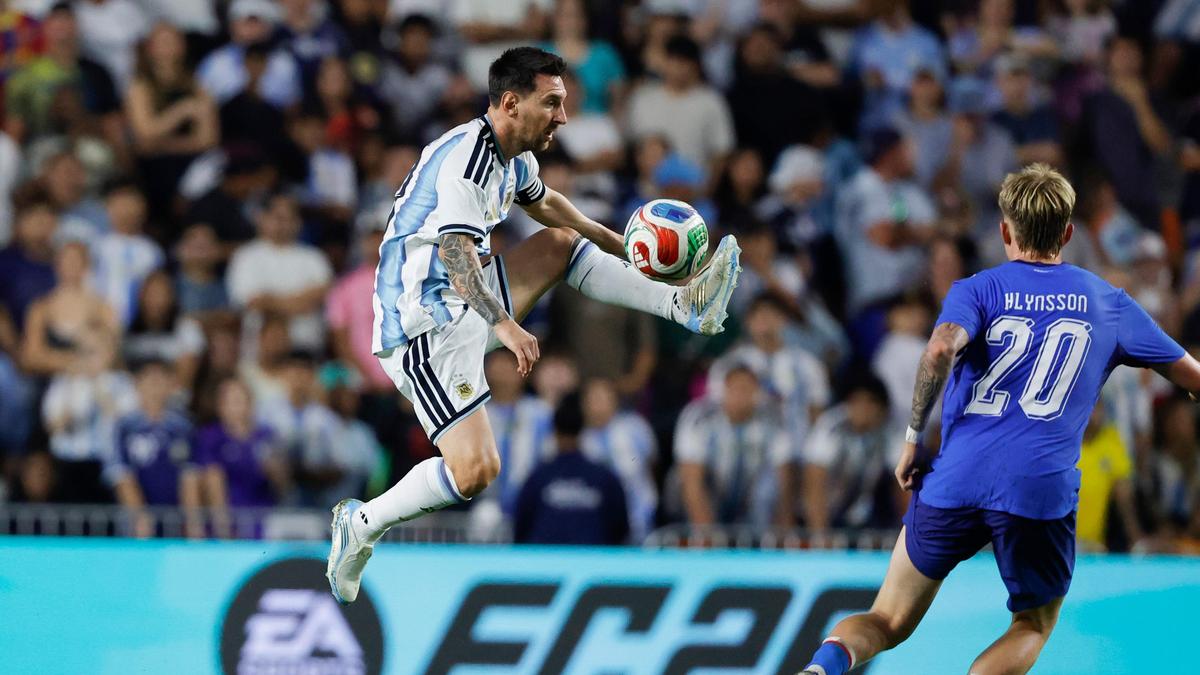 Messi scores on penalty as Argentina beats Iceland 3-0 in its final World Cup tune-up