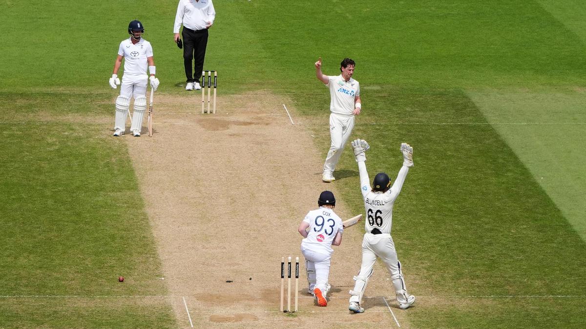 Matt Henry roars back with 11 wickets as New Zealand crush England at The Oval