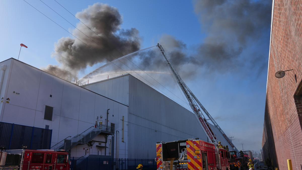 Los Angeles under state of emergency due to warehouse fire