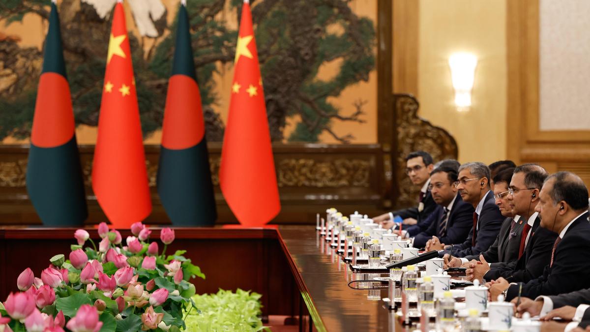 Bangladesh urges China to reduce trade gap