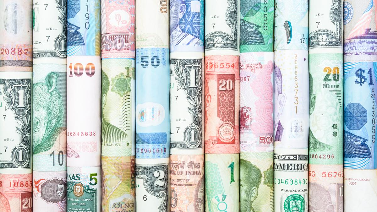 RBI announces host of measures to attract foreign capital