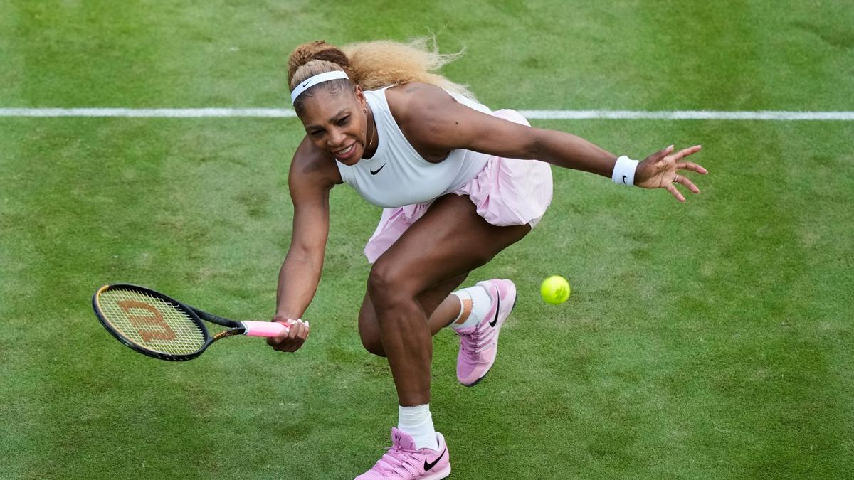 Serena Williams will play singles at Wimbledon after accepting a wild card invitation