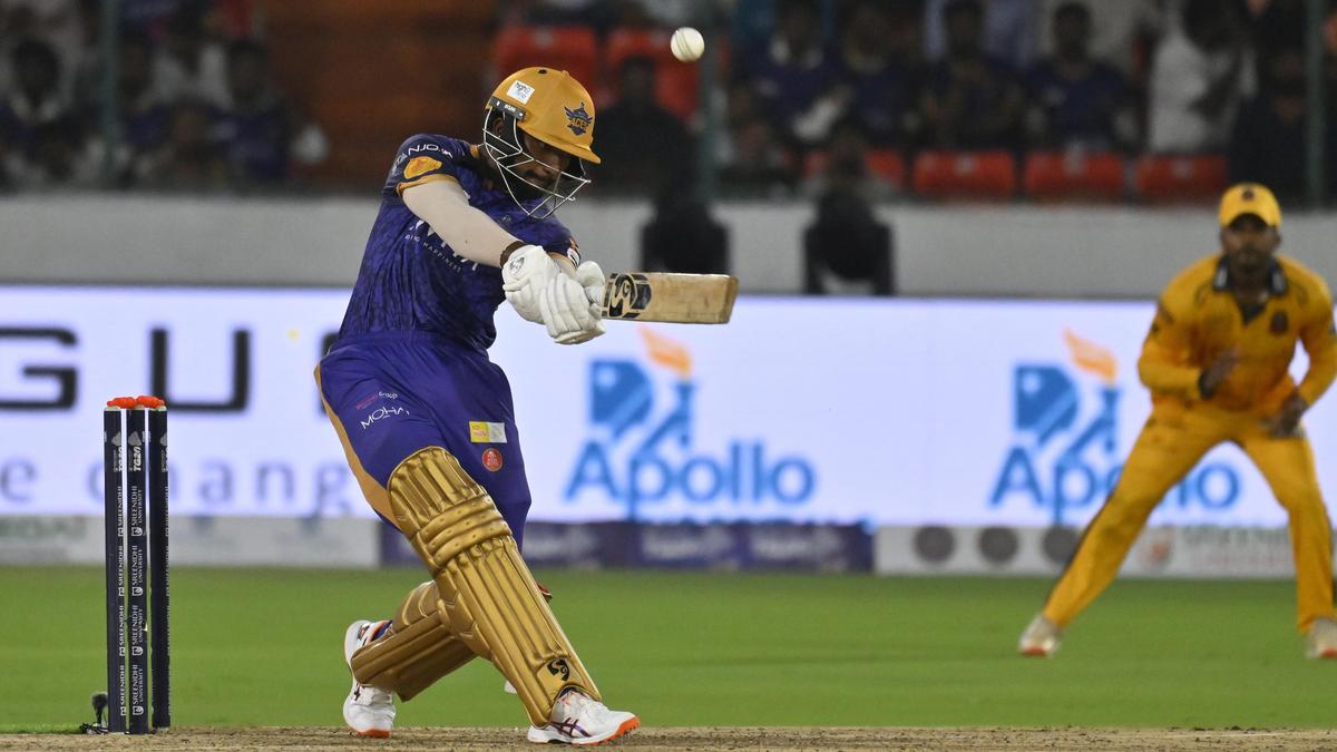 Top-order batters steer Aces to a win in inaugural game