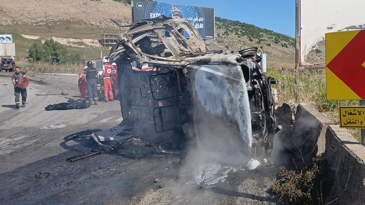 Israeli airstrikes kill nine, including Lebanese army officers after ceasefire deal