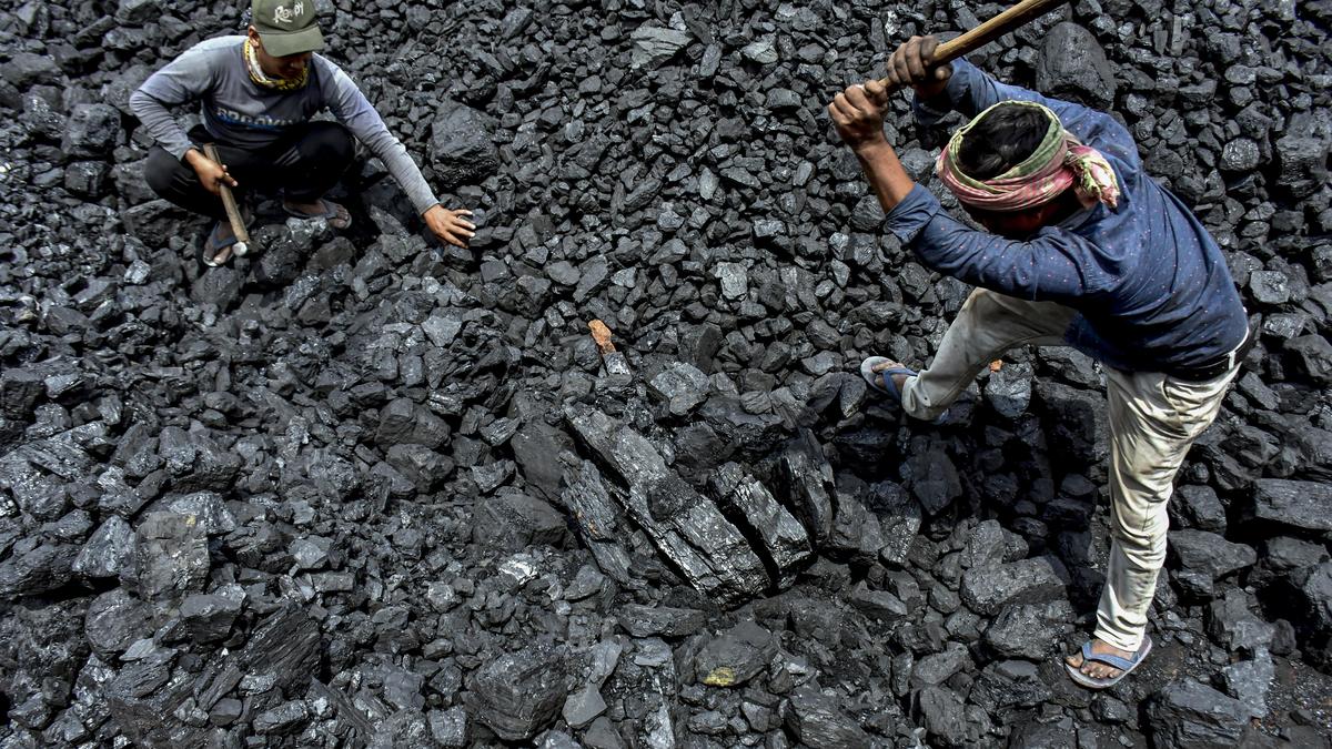 Coal India to offer 35 MTs to non-regulated sector in upcoming linkage auction window