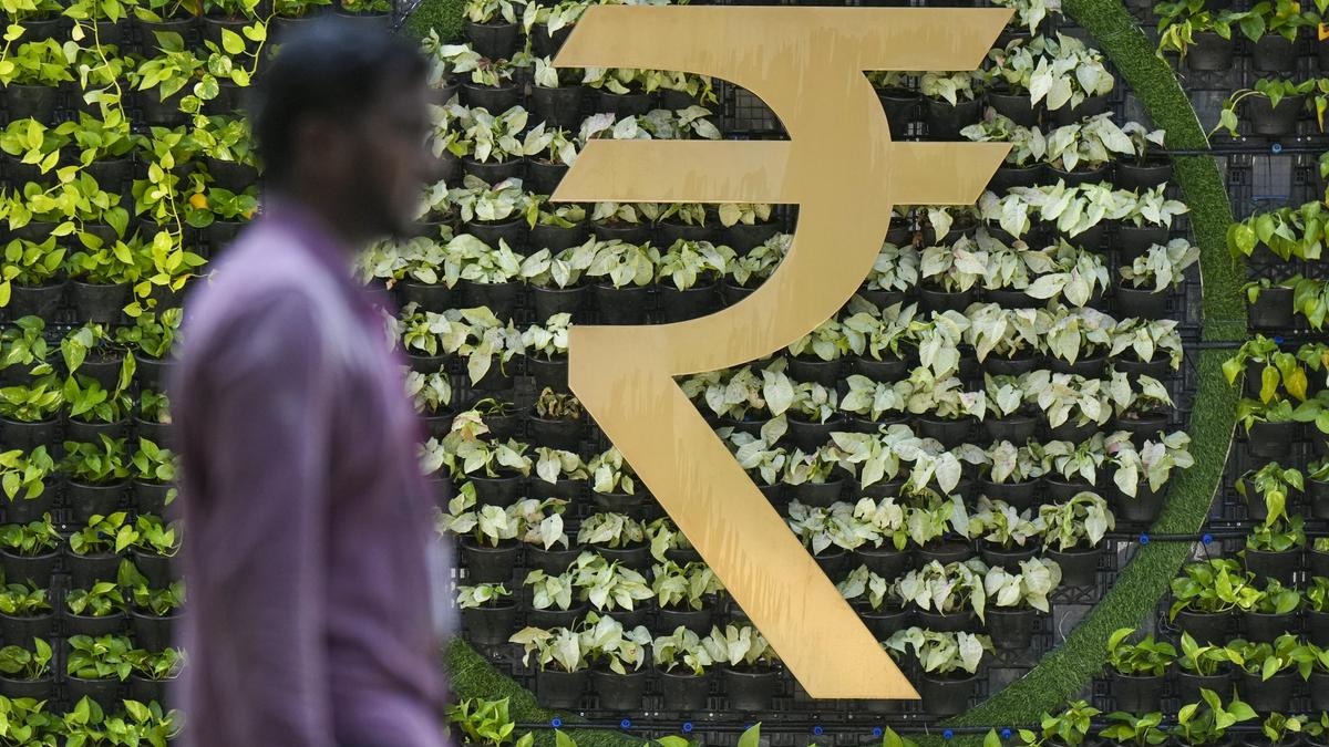 Rupee rises 81 paise to close at 94.93 against U.S. dollar post RBI policy decision