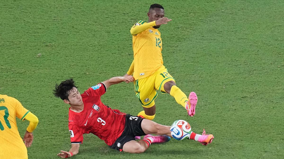 FIFA World Cup, South Korea vs South Africa LIVE: Scores level at half-time