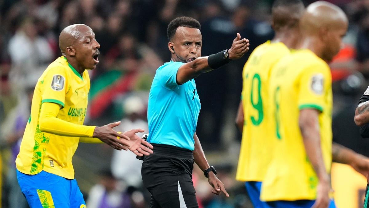 Somali referee won’t officiate in FIFA World Cup after being denied entry into U.S.