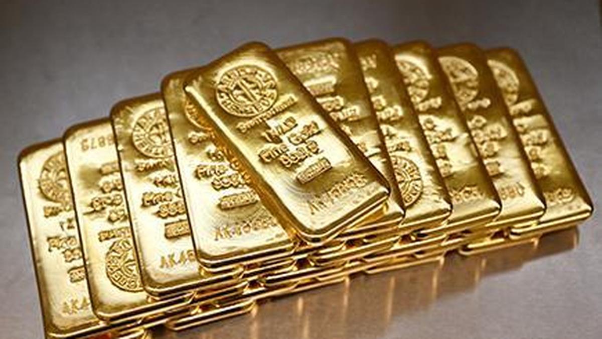 Gold declines ₹2,500 to ₹1.6 lakh/10g amid fresh U.S.-Iran tensions