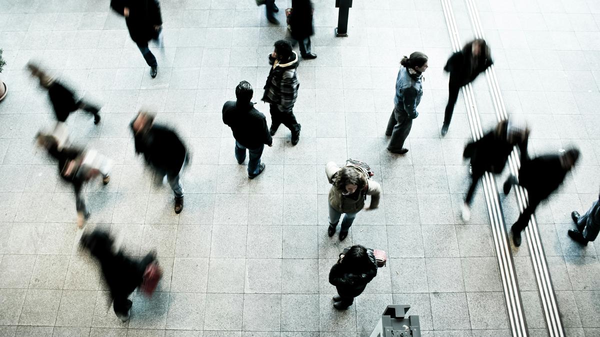 Do people have a tendency to walk in particular directions?