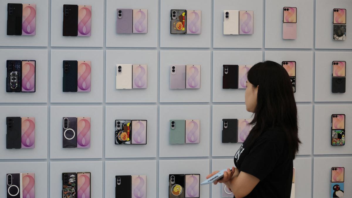 Do foldable phones have a strong future in India? | Explained