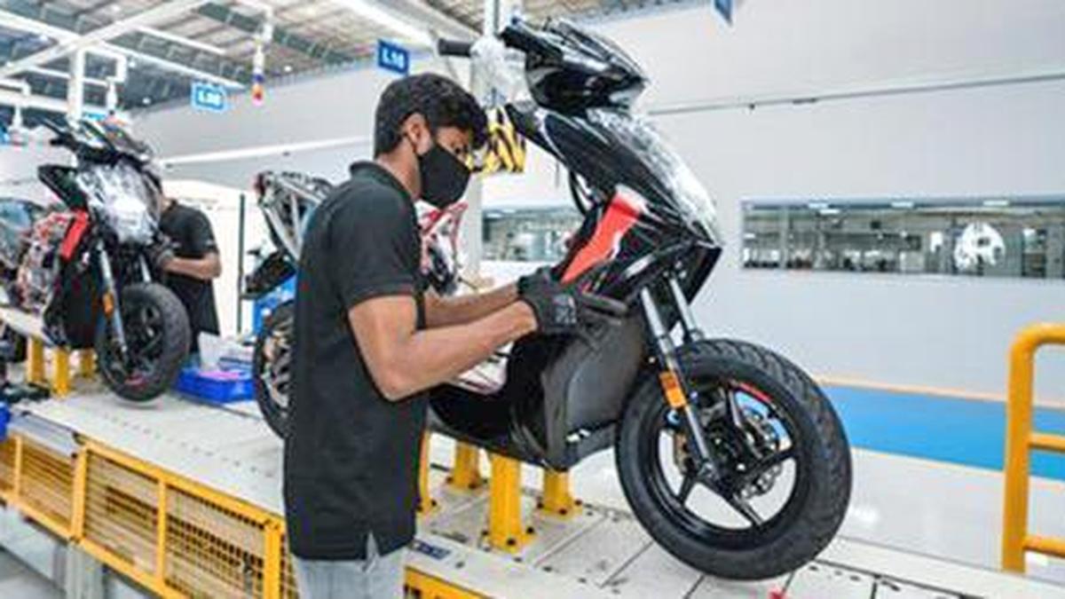 Indian Government invests ₹200 cr; joins Founders and Hero MotoCorp in ₹1,200 cr Ather Energy fundraise