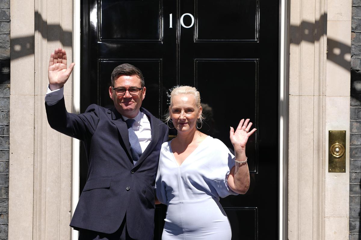 Watch: U.K’s new Prime Minister Andy Burnham arrives at 10 Downing Street