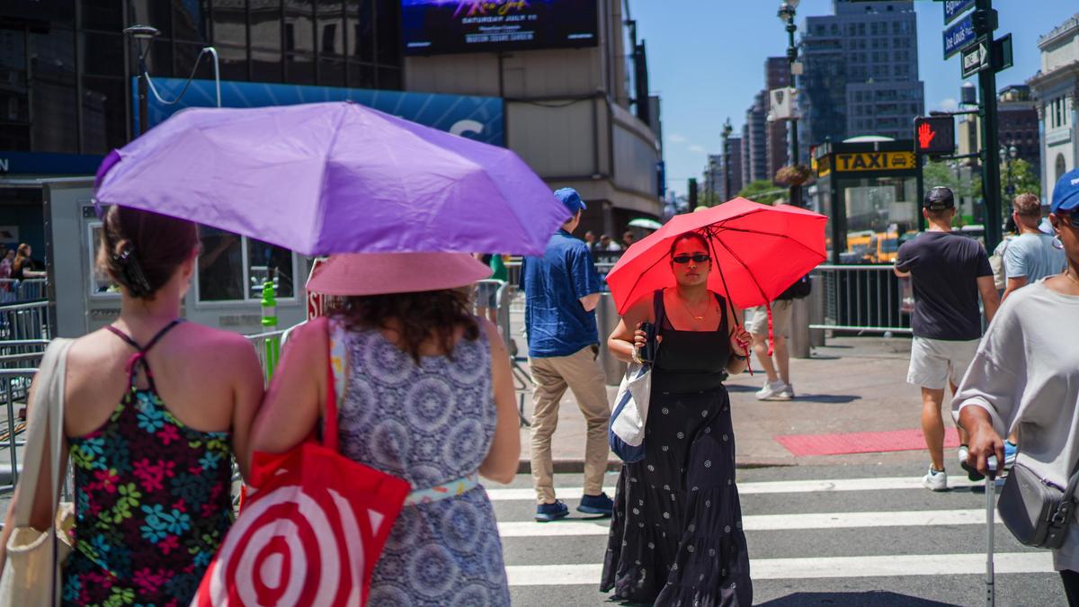 U.S. Fourth of July celebrations: Dangerous heat wave forces cancellation of Independence Day parade in Washington