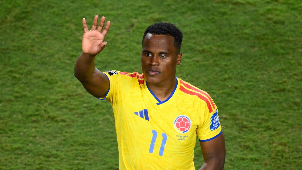 Arias’ goal enough to send Colombia into pre-quarters