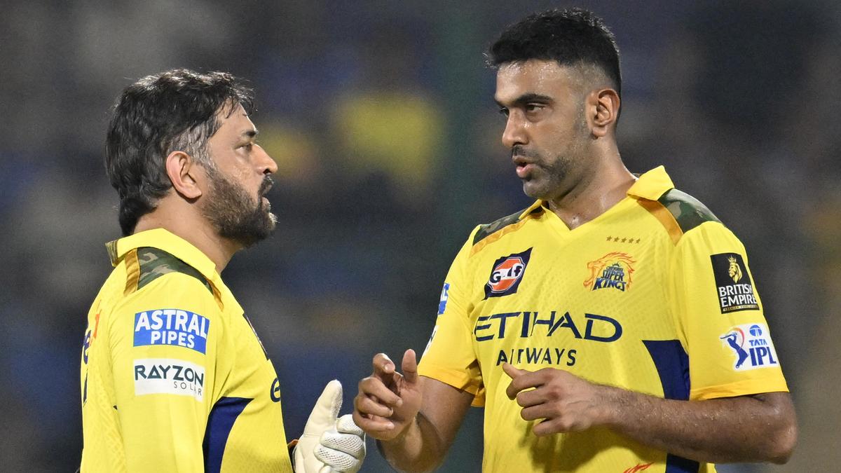 ‘There is no better person…’ Ashwin backs Dhoni as ideal successor to Fleming
