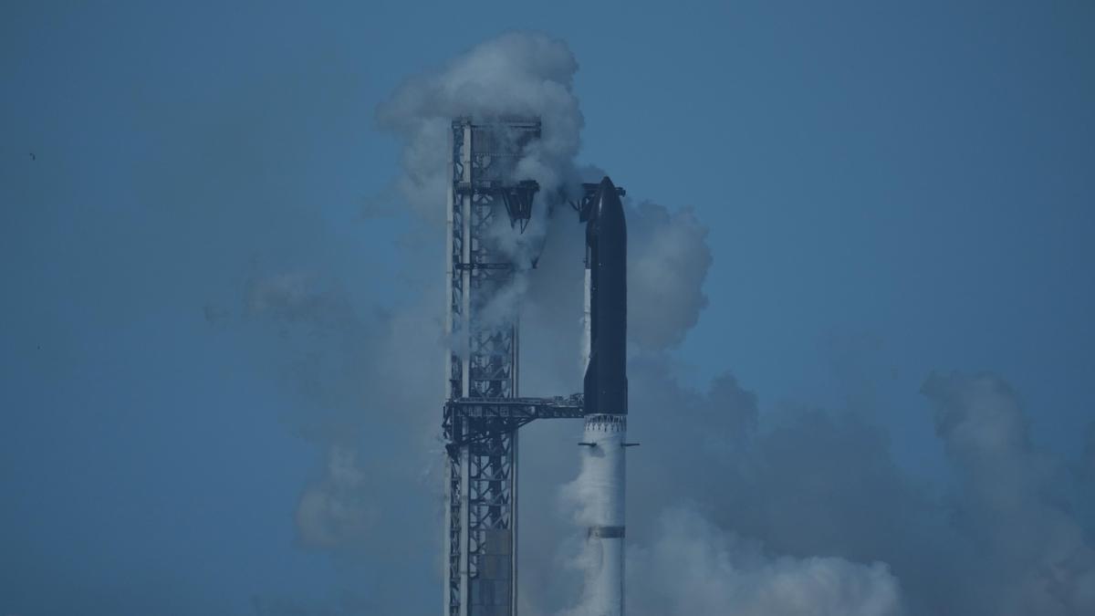 SpaceX Starship launch aborted on pad at last moment