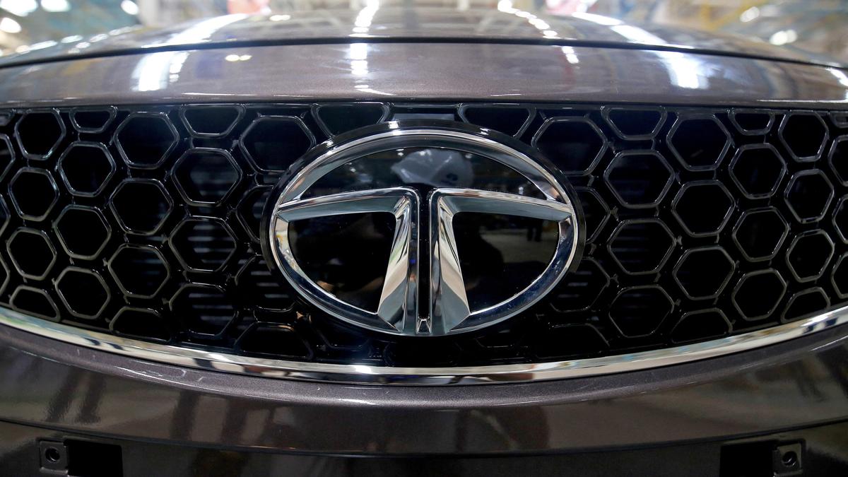 Tata Motors Q1 net profit surges 83% to ₹2,556 crore