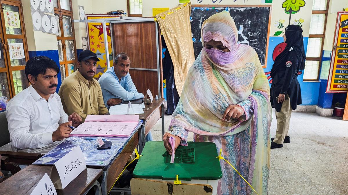 Pakistan’s ruling party leads in PoK vote despite boycott call by banned group