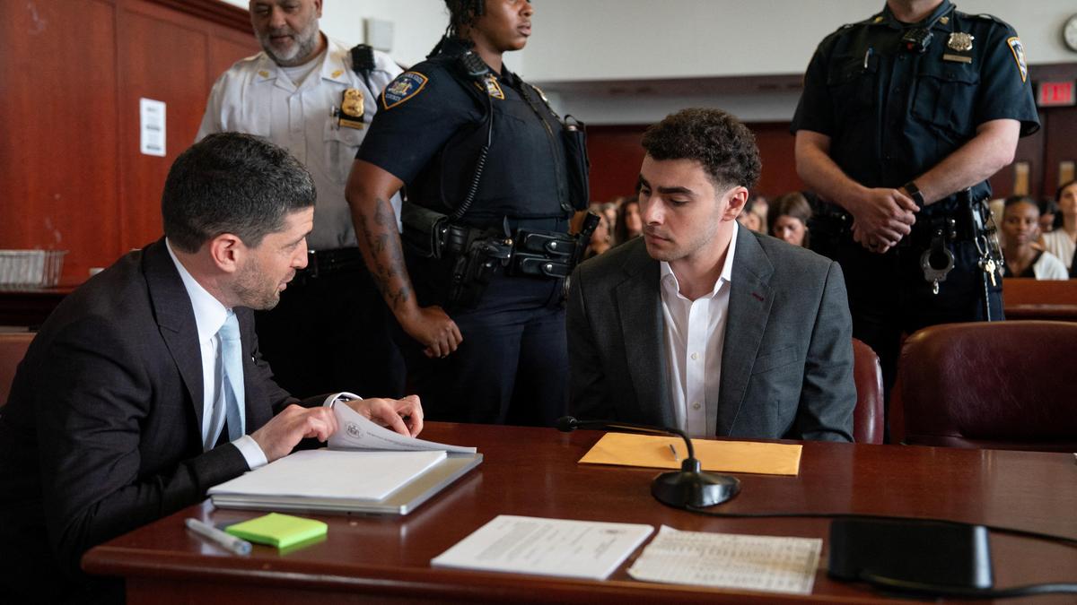 Luigi Mangione set to appear in court for expected guilty plea in killing of UnitedHealthcare CEO