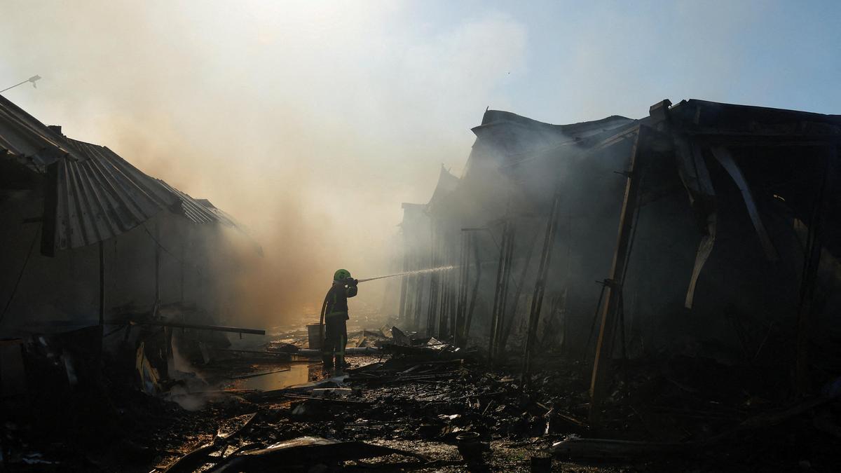 In one of its largest aerial attack, Ukraine kills atleast six in Russia
