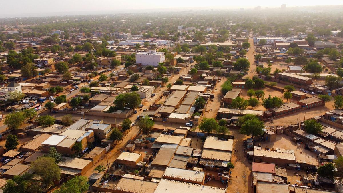 Gunfire, explosions reported in Niger’s capital, local media and witness say