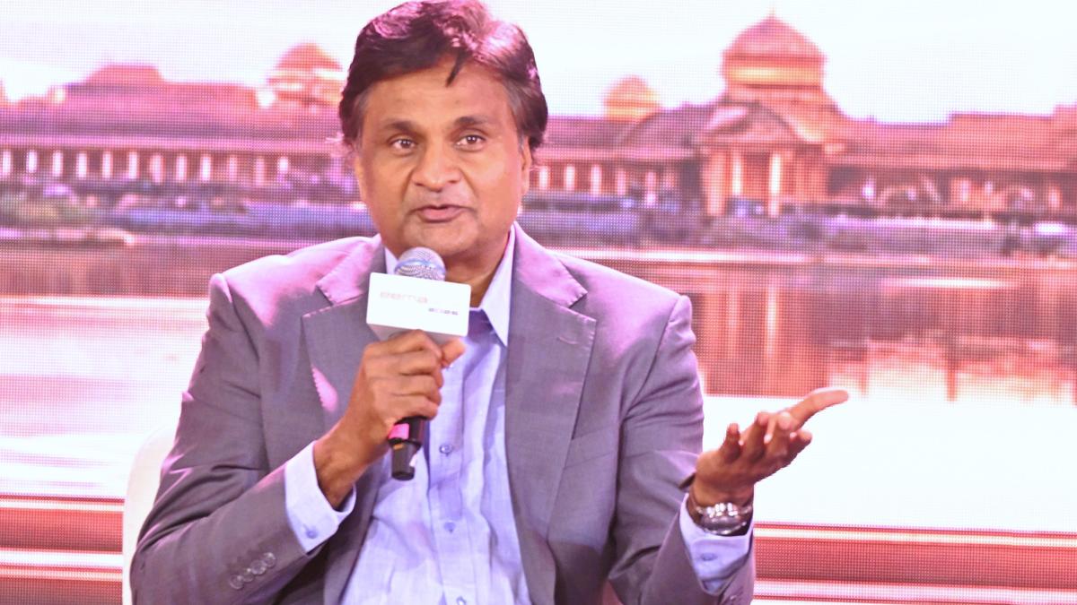 Srinath stresses the importance of having a pace battery