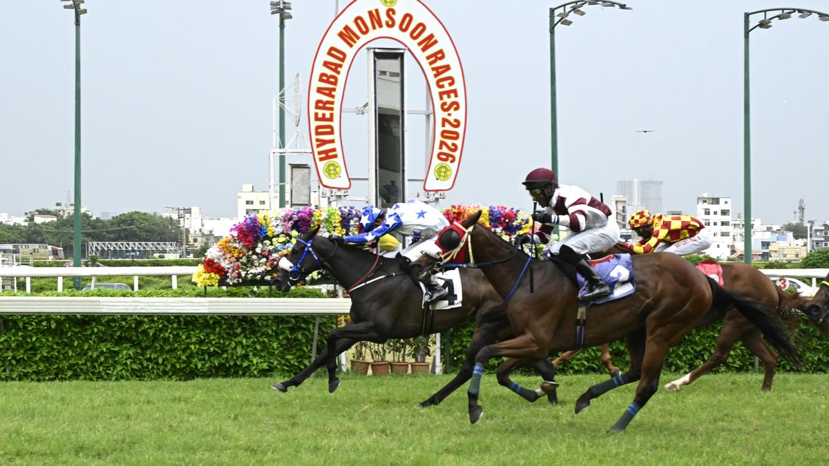 Moonveil obliges in the Coromandel Gromor Deccan Fillies Championship