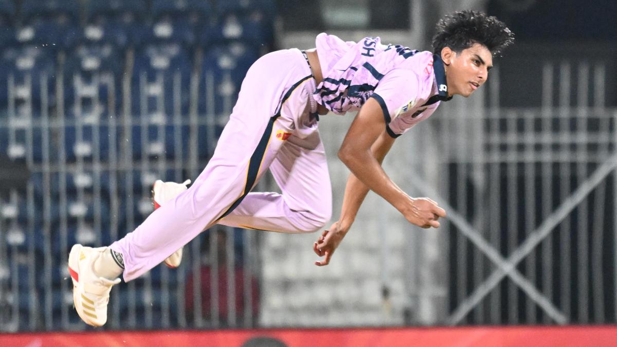 TNPL: Kovai Kings have it easy against Super Gillies