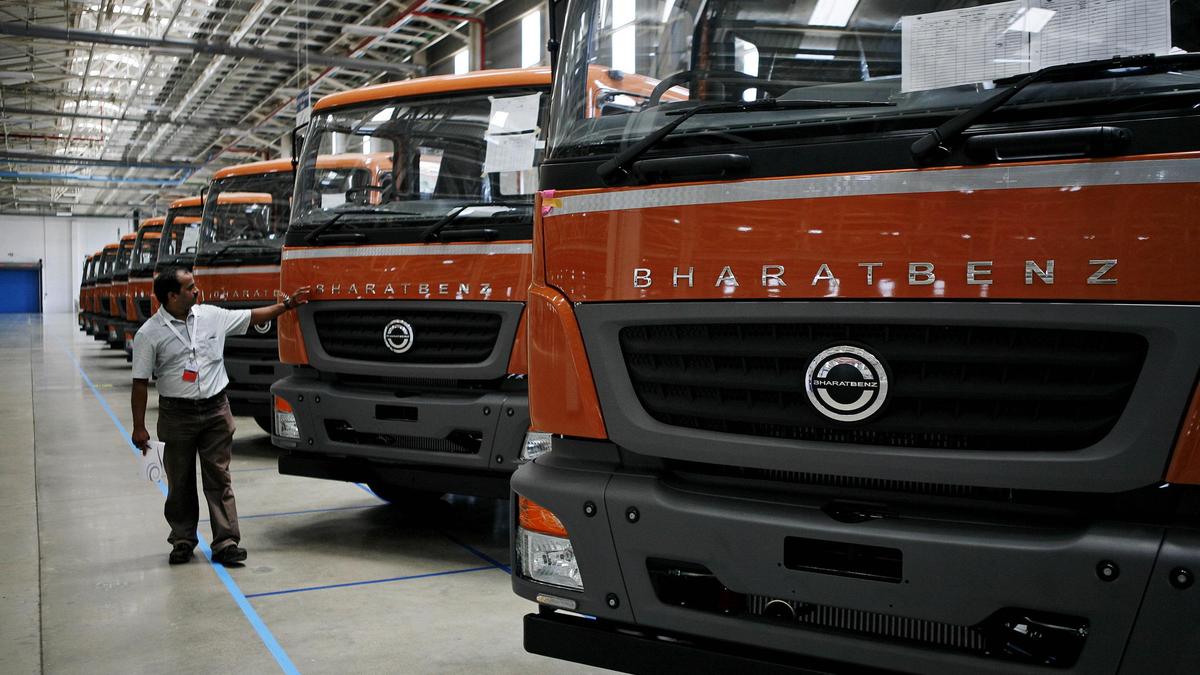 Daimler to invest ₹4,000 cr in TN; total India investments to touch ₹14,500 cr