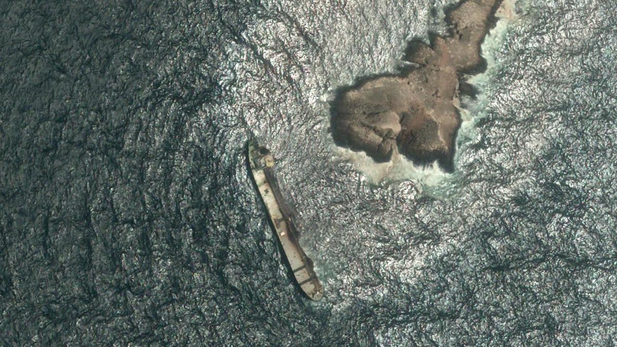 Leaking tanker off Omani coast is sinking deeper, satellite images show