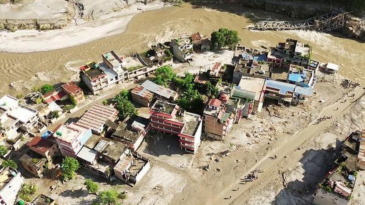 Nepal flash floods LIVE: Death toll surges to 392; nearly 1,500 missing as fresh flood threat looms