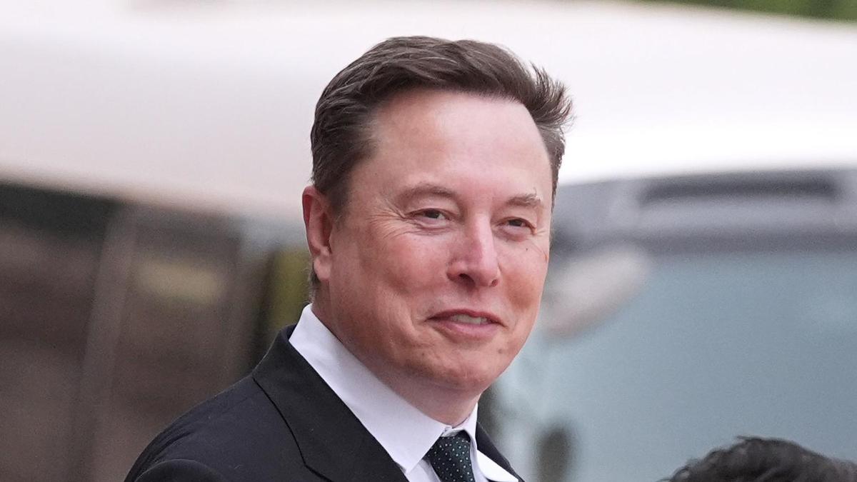 Zelenskyy awards Elon Musk Ukraine’s Order of Freedom for Starlink role