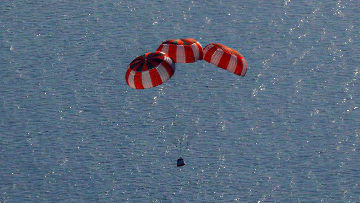 The science of Gaganyaan parachutes | Explained