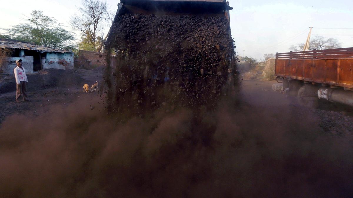 Govt weighs mandatory blending of imported coal at power plants, sources say