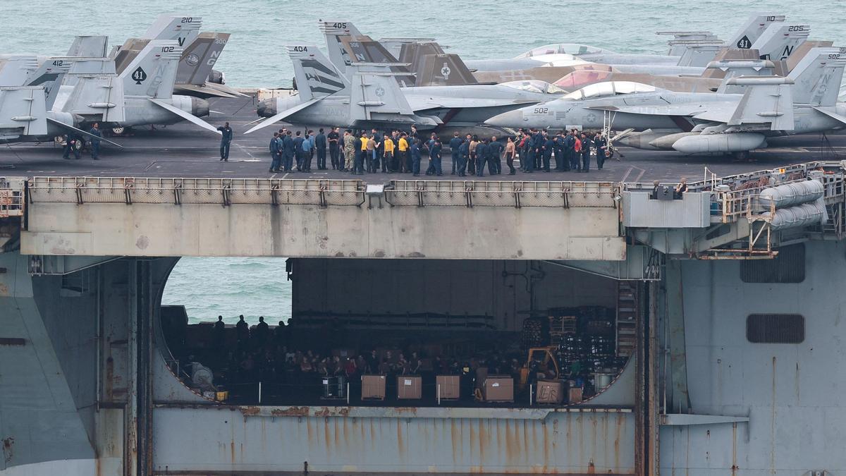 After 286 days at sea, U.S. aircraft carrier arrives in Thailand