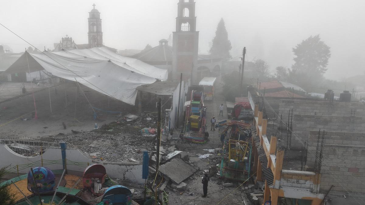 Explosion of fireworks in central Mexico kills at least 10, injures 64 people
