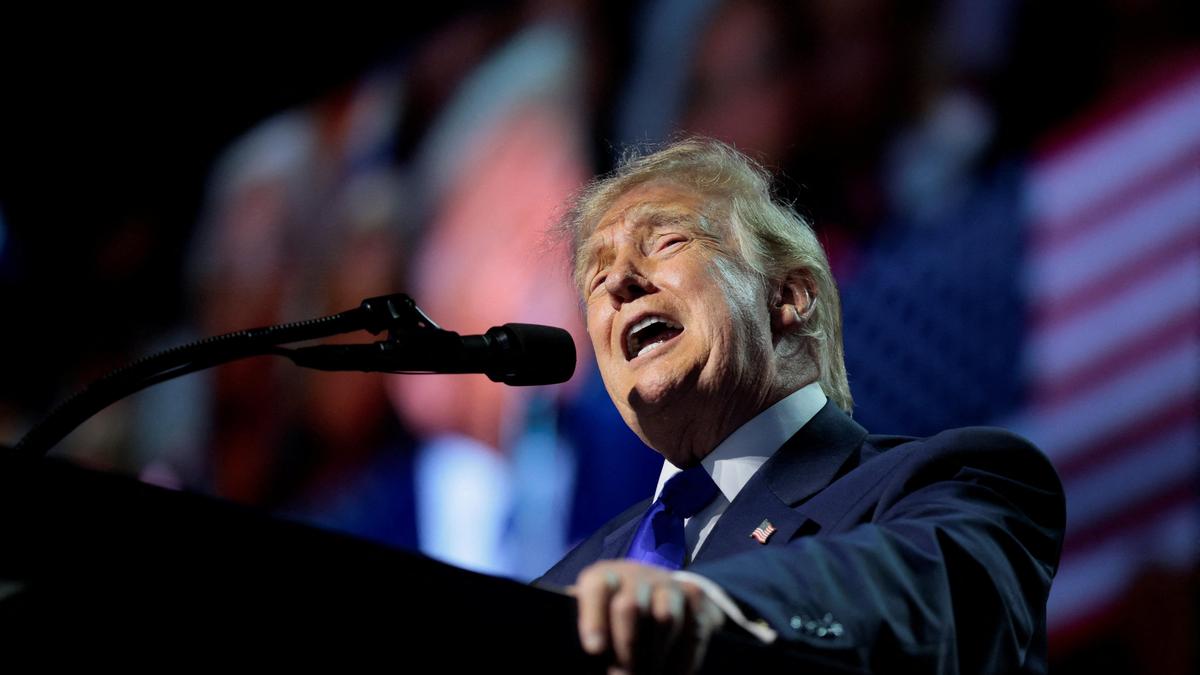 Trump promises Americans ,000 if Republicans win Congress