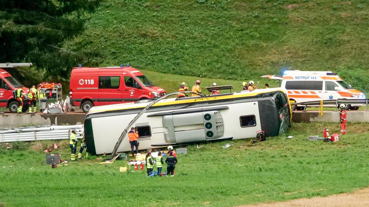5 dead, 40 injured in tour bus crash in eastern Switzerland: Police