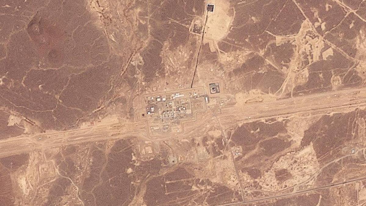 Saudi pipeline outage threatens loss of 4% of global oil supply