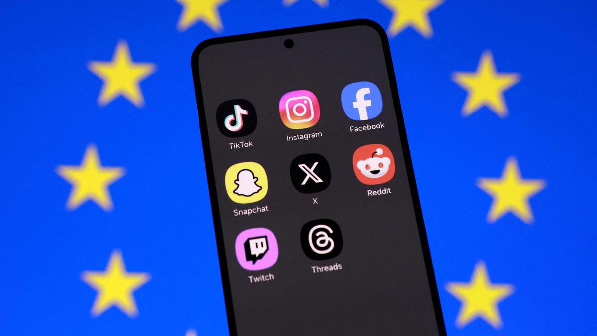 EU to ban social media for under 13s, curb access until 15
