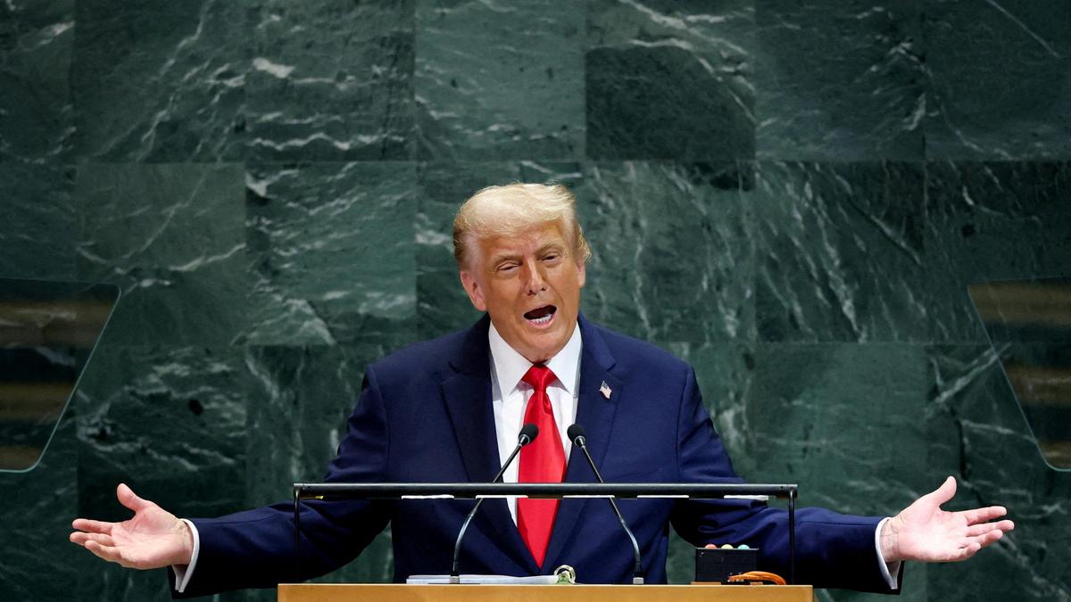 Trump inaugurates new WH helipad, but networks skip coverage during First Amendment fight